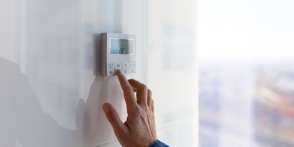 Reformas Integrales de Tiendas y Locales  Comerciales Barcelona · Instalación Domótica y Automatización